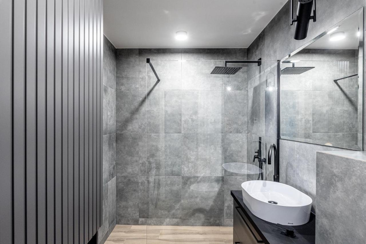 Urban Center Apartment วิลนีอุส ภายนอก รูปภาพ